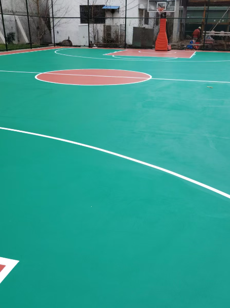 三明 球场长期使用易出现地面开裂
